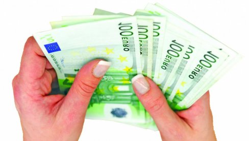 ЕВО КОЛИКО ЗАРАЂУЈУ ЕВРОПЉАНИ: У овој земљи плата достиже износ у који ћете тешко поверовати