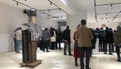 SRPSKO SVETO MESTO: Prva samostalna izložba radova Svetomira Arsića Basare u Gračanici SRPSKO SVETO MESTO: Prva samostalna izložba radova Svetomira Arsića Basare u Gračanici