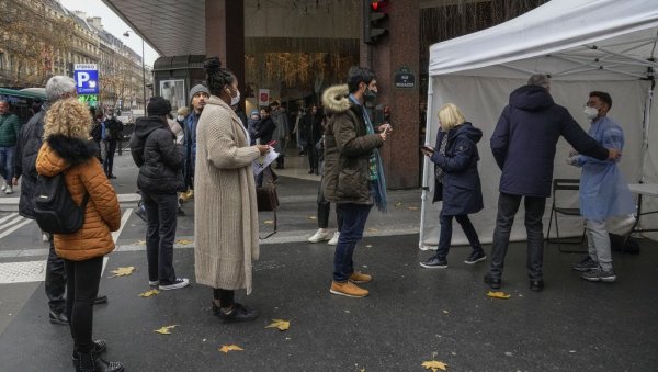 НЕВАКЦИНИСАНИ НЕ МОГУ У КАФИЋЕ И РЕСТОРАНЕ: Нове мере против корона вируса у Француској