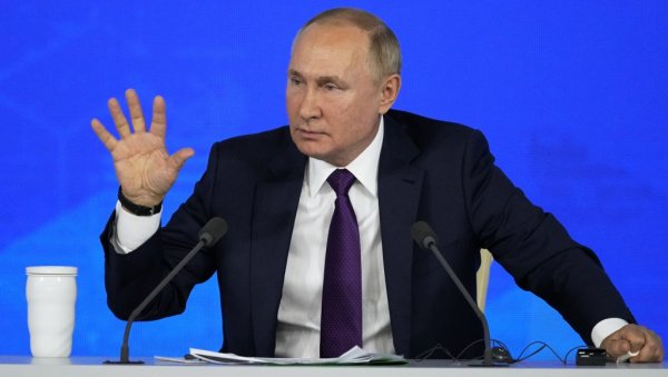 ПУТИН СКРЕНУО ПАЖЊУ АУСТРИЈСКОМ КАНЦЕЛАРУ: Украјинска страна мора што пре да очисти луке за слободан пролаз блокираних бродова