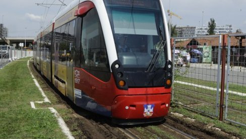 TRAMVAJI IPAK O TROŠKU GRADA: GSP obustavio postupak javne nabavke za kupovinu šinskih vozila