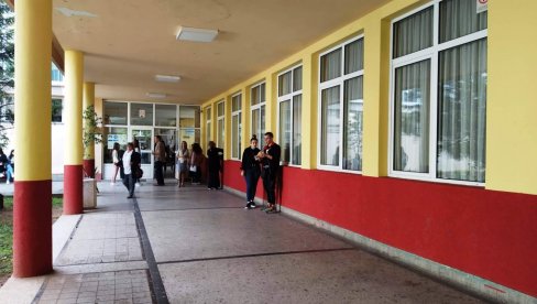 ZA PREDSTOJEĆI UPIS U PARAĆINSKU EKONOMSKU ŠKOLU: Na raspolaganju četiri obrazovna profila