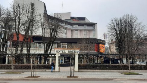 VATRA BUKNULA U KUHINJI: Ponovo izbio požar u hotelu Bosna u Banjaluci, vatrogasci na terenu