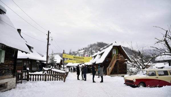 КУСТЕНДОРФ У ПУНОМ СЈАЈУ: Петнаести филмски фестивал у Мокрој Гори биће одржан од 22. до 26. јануара