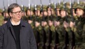 VUČIĆ SA VOJNIM VRHOM SRBIJE: Predsednik na važnoj sednici