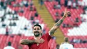 TI SI NAŠ HEROJ NOVAČE: Aleksandar Mitrović poslao snažnu poruku Đokoviću