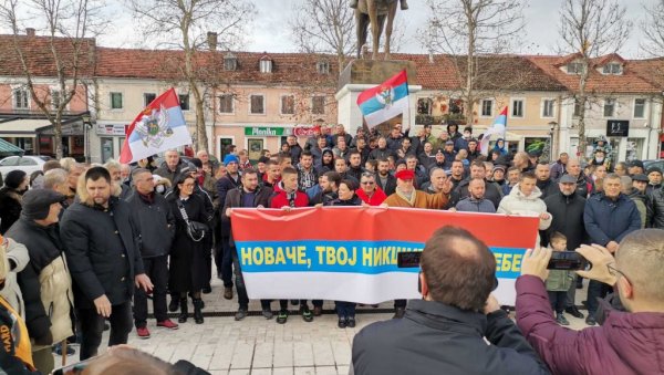 НОВАЧЕ, ТВОЈ НИКШИЋ ЈЕ УЗ ТЕБЕ: Подршка Ђоковићу из Црне Горе