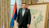 DODIK ČESTITAO BOŽIĆ: Neka svaka porodica bude živa, zdrava, da bude uspešna i srećna