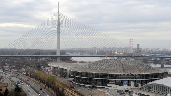 НА БЕОГРАДСКОМ  САЈМУ НАПРАВИЋЕ КОВИД-АМБУЛАНТУ? Локалне власти и ДЗ подржавају предлог председника о комфорнијем чекању на преглед