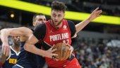 PA, DA LI JE MOGUĆE... Jusuf Nurkić proslavio prelazak u novi klub provociranjem Jokića PA, DA LI JE MOGUĆE... Jusuf Nurkić proslavio prelazak u novi klub provociranjem Jokića