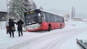 KOLAPS U BEOGRADU: Autobusi sleteli kod Ikee i na Mladenovačkom putu, trole blokirale centar grada (FOTO)