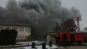 POGLEDAJTE - VATRA GUTA SUPERMARKET U SUBOTICI: Vatrogasce bore sa vatrenom stihijom (VIDEO)