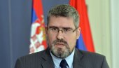 ЗА ПРЕЖИВЕЛЕ ЛОГОРАШЕ ТОМПСОНОВ КОНЦЕРТ ЈЕ УВРЕДЉИВ Старовић се хитно огласио и осудио усташки пир у центру Загреба
