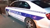 BACILI MARIHUANU KROZ PROZOR AUTOMOBILA: Pirotska policija uhapsila dvojicu dilera