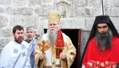 SVETI SAVA SABRAO I DUHOVNO PREPORODIO NAROD: Mitropolit Joanikije u manastiru Svetog Save na Savinoj glavici u Donjem Grblju (FOTO)