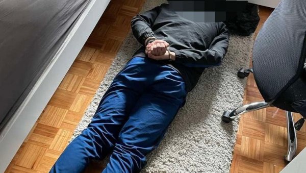 КИНЕЗ СЕКИРОМ НАПАО СТАНОДАВЦА: Није имао ни пријаву боравка у Србији - сутра саслушање КИНЕЗ СЕКИРОМ НАПАО СТАНОДАВЦА: Није имао ни пријаву боравка у Србији - сутра саслушање