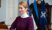 КАЛАС ПРЕТИ ВУЧИЋУ ЗБОГ ОДЛАСКА У МОСКВУ: Добро је што Војска Србије не учествује