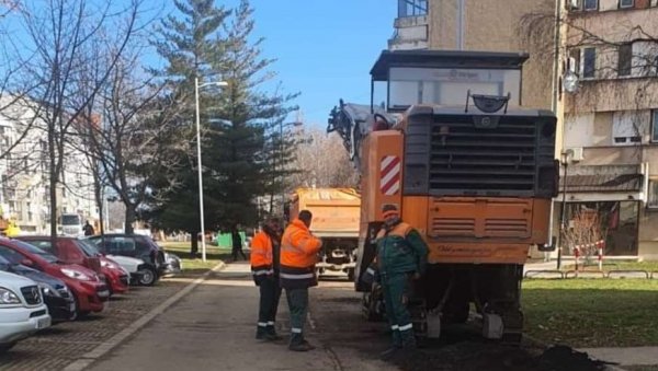 АСФАЛТ ЋЕ ДОБИТИ ЦЕО ОБРЕНОВАЦ: У плану је да се ове године изгради или обнови 100 километара саобраћајница