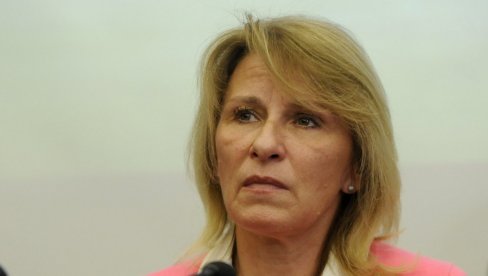 NISAM UČENA DA VERUJEM U BOGA: Kako je Dijana Đoković promenila veru? NISAM UČENA DA VERUJEM U BOGA: Kako je Dijana Đoković promenila veru?