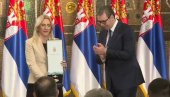 VUČIĆ URUČIO ORDEN CVIJANOVIĆEVOJ: Srbija je u svakom mestu u Srpskoj