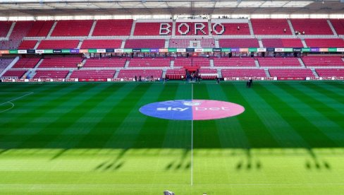 СИГУРАН КЕШ, БЕЗ ЛУДИЛА: Риверсајд је тврђава ове сезоне, а тракторџије у гостима катастрофа