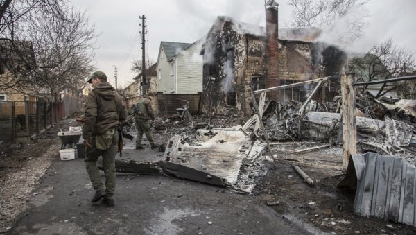 ЗБОГ ЕСКАЛАЦИЈЕ У УКРАЈИНИ: У Русију стигло више од 11.000 избеглица из Донбаса, амбасадор Небензја поручио УН - кривицу за то сноси Запад!