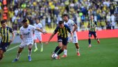 FENER IDE KA VRHU: Kašimpaša - Fenerbahče