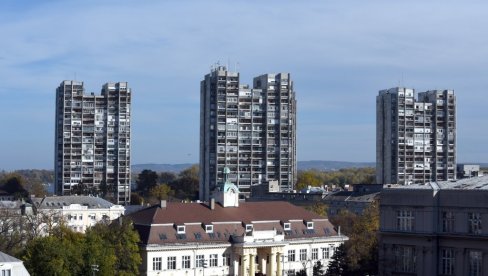 KAD KOMŠIJA ZAUZME SPRAT I ZATVORI IZLAZ NA KROV: Muke stanara solitera na Karađorđevom trgu u Zemunu sa bahatim susedom traju dve decenije