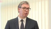 NADAM SE DA ĆE KVINTA OSUDITI PONAŠANJE PRIŠTINE Vučić - Za ljude sa KiM ćemo spremiti posebna biračka mesta u centralnoj Srbiji