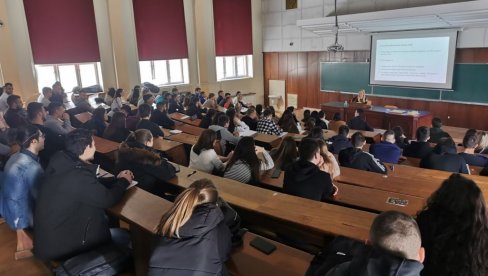 MESEČNO 18.000, BESPLATAN SMEŠTAJ I HRANA: Konkurs za dodelu studentskih stipendija, prijave do 1. juna