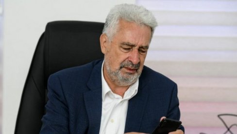 NIJE MU NA KRAJ PAMETI BILO DA POVUČE PRIZNANJE TZV. KOSOVA Ana Brnabić postavila Krivokapića na mesto: Muka od čoveka