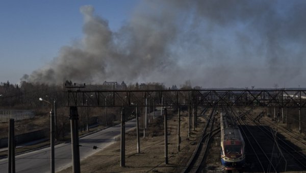 У ЛАВОВУ УНИШТЕНА ВЕЛИКА БАЗА ГОРИВА: Украјинске трупе остале без значајног средства за снабдевање