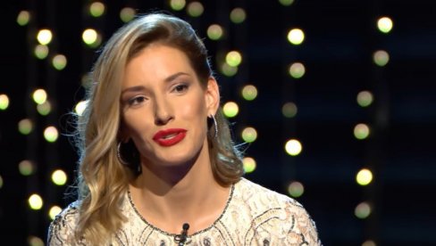 FIGUROM ODUZIMA DAH: Jedina Jovanina slika u KUPAĆEM kostimu (FOTO) FIGUROM ODUZIMA DAH: Jedina Jovanina slika u KUPAĆEM kostimu (FOTO)