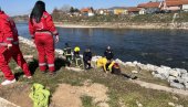 НАЂЕНО ТЕЛО У НИШАВИ: Полиција на лицу места (ФОТО/ВИДЕО)