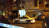 ШТАНГЛОМ УМЛАТИО БРАТА: П. П. (54) задобио тешке озледе потколенице и руке ШТАНГЛОМ УМЛАТИО БРАТА: П. П. (54) задобио тешке озледе потколенице и руке