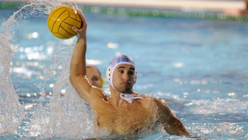 ПАЛИ У НАСТАВКУ: Ватерполисти Радничког у другом колу Лиге шампиона у Загребу изгубили од Младости ПАЛИ У НАСТАВКУ: Ватерполисти Радничког у другом колу Лиге шампиона у Загребу изгубили од Младости