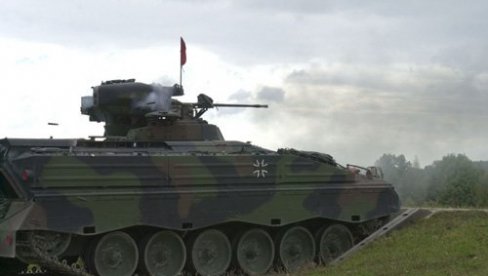 ЗЕЛЕНСКИ ЗАХВАЛИО НЕМАЧКОЈ: Добио од Берлина војну помоћ од седам милијарди евра за ову годину ЗЕЛЕНСКИ ЗАХВАЛИО НЕМАЧКОЈ: Добио од Берлина војну помоћ од седам милијарди евра за ову годину