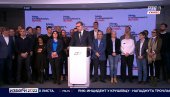 GROMOGLASAN APLAUZ ZA VUČIĆA: Pogledajte kako su naprednjaci dočekali svog lidera (VIDEO)