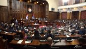 PO POSLANIKU 2,2 MILIONA DINARA: Raspodela novca na osnovu osvojenih mandata,  za stranke koje su ušle u parlament