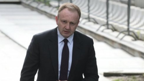 ĐILAS OPET NA UDARU: Rat blokadera bukti