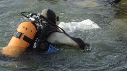 ЈЕЗИВ ПРИЗОР: Испливао леш код Београда на води