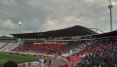 SJAJNE SCENE PRED VEČITI DERBI: Pogledajte s kim su neki od poznatih došli na meč Crvena zvezda - Partizan (FOTO)