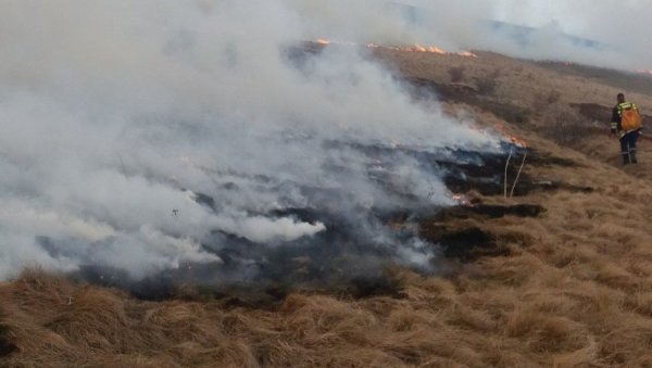 СПРЕЧИТИ ИЗБИЈАЊЕ ПОЖАРА: Грађани Власотинца позвани на опрез