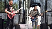 PROGLAŠEN POBEDNIK MAJSKE GITARIJADE: Bend „Radiomasiv“ odneo pobedu, drugo mesto pripalo bendu iz Mladenovca