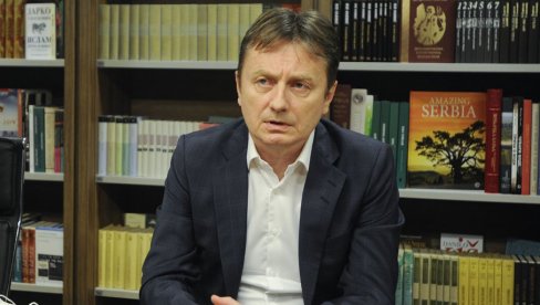 ЋУТИ РЕКТОР, ЋУТИ И ДЕКАНКА Глишић о нападу на студенте који желе да уче