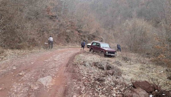 РЕКОНСТРУКЦИЈА ПУТА: Радови у старопланинском селу Засковци