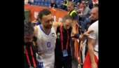 IZRAZ LICA SVE GOVORI: Za bivšeg košarkaša Partizana F4 je završen?!  (VIDEO)