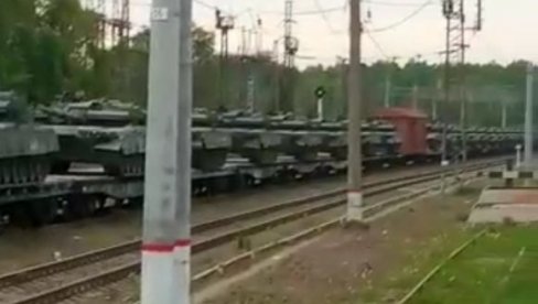 VOJSKA DOBILA 230 MODERNIH AVIONA I HELIKOPTERA I 1.500 TENKOVA: Ruska vojna industrija radi punom parom VOJSKA DOBILA 230 MODERNIH AVIONA I HELIKOPTERA I 1.500 TENKOVA: Ruska vojna industrija radi punom parom