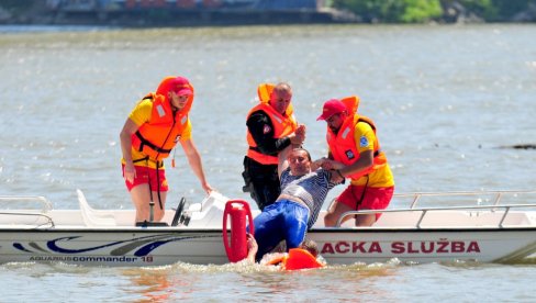 SPASIOCI POKAZUJU UMEĆE: Danas se obeležava  Svetski dan civilne zaštite na Adi Ciganliji