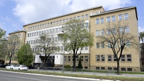 SVEDOK I DANAS O JOVANJICI:U Specijalnom sudu nastavak suđenja Koluviji i ostalima zbog droge SVEDOK I DANAS O JOVANJICI:U Specijalnom sudu nastavak suđenja Koluviji i ostalima zbog droge